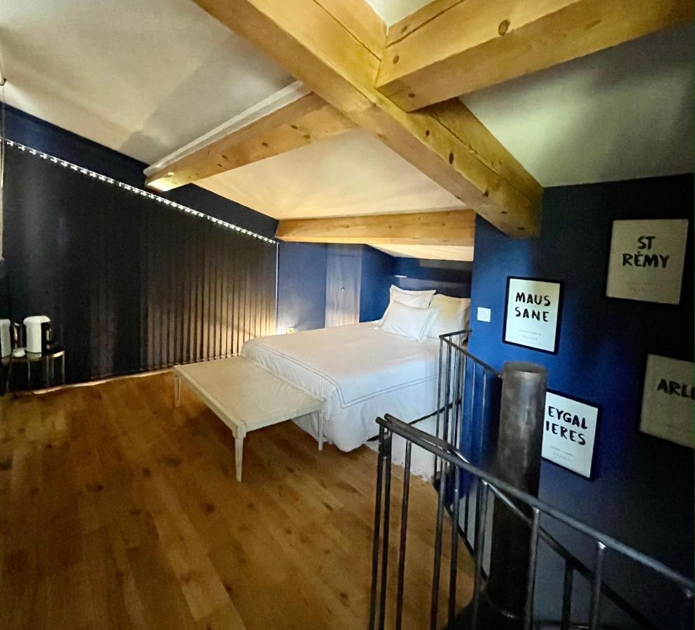 La Maison Des Lonnes Châteaurenard Eksteriør bilde
